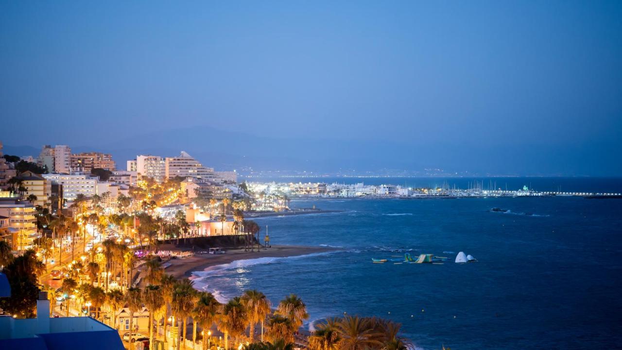 Aloha Apartamentos - Primera Linea De Playa - Vista Al Mar Benalmadena Ngoại thất bức ảnh