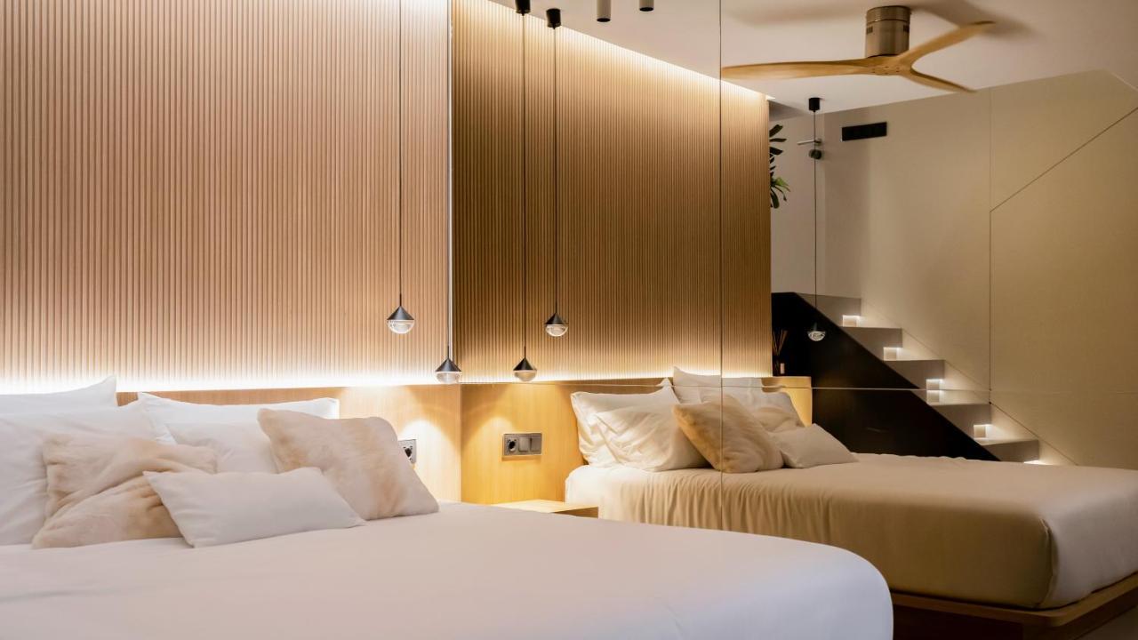 Aloha Apartamentos - Primera Linea De Playa - Vista Al Mar Benalmadena Ngoại thất bức ảnh