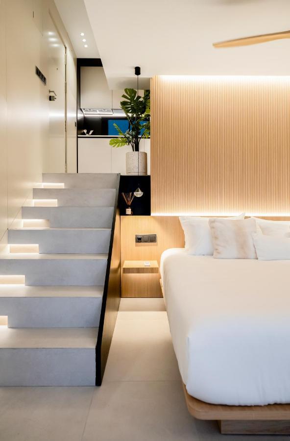 Aloha Apartamentos - Primera Linea De Playa - Vista Al Mar Benalmadena Ngoại thất bức ảnh