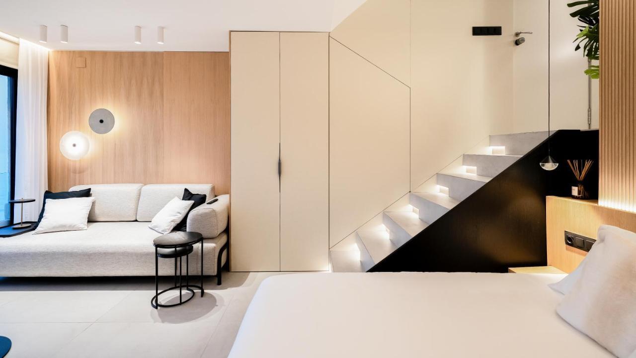 Aloha Apartamentos - Primera Linea De Playa - Vista Al Mar Benalmadena Ngoại thất bức ảnh
