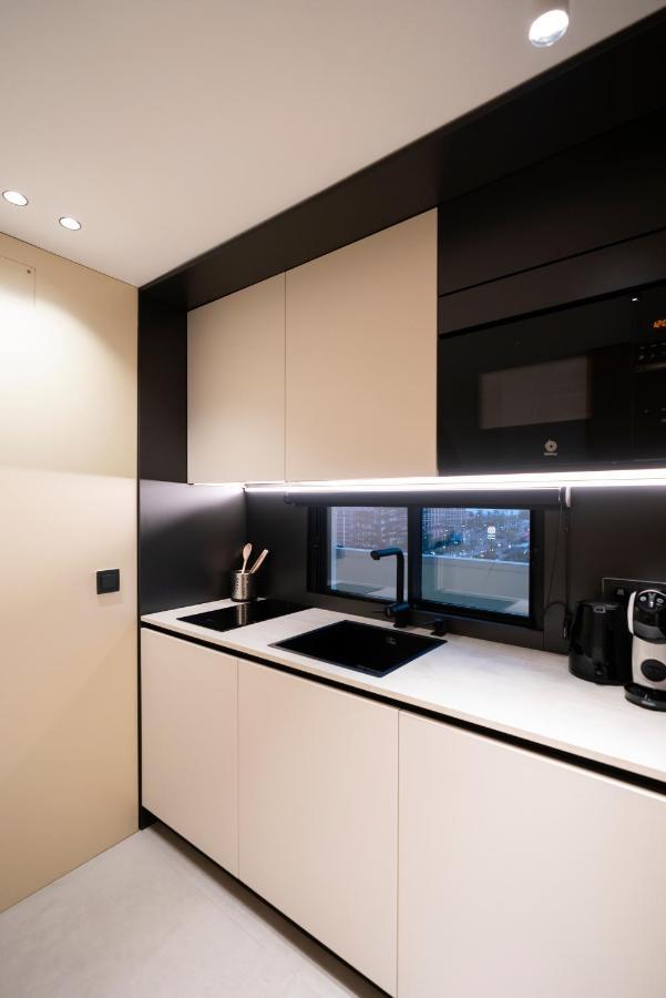 Aloha Apartamentos - Primera Linea De Playa - Vista Al Mar Benalmadena Ngoại thất bức ảnh